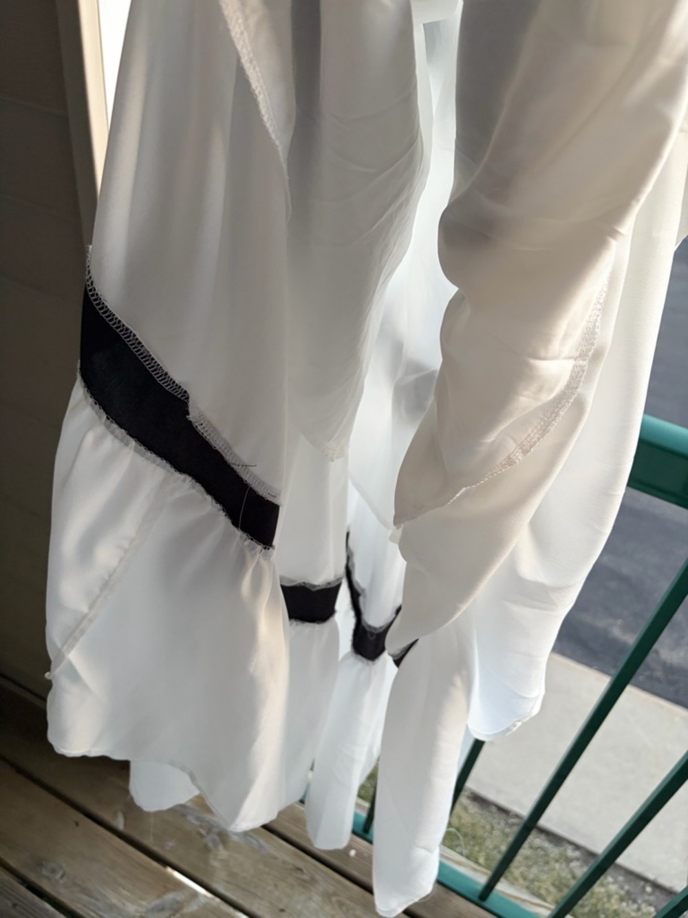 🆕🥥 Ipponelli White & Black Tiered Maxi Dress Pearl Button Elegant Flowy Size S - Picture 11 of 17